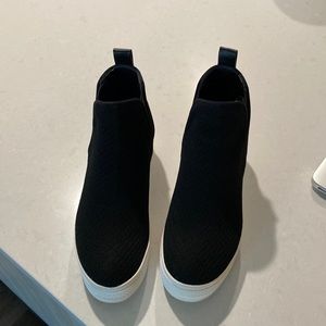 Dolce Vita Dita Sneakers